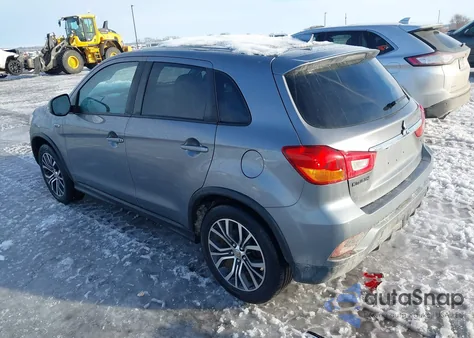 2018 Mitsubishi Outlander Sport 2.4 Se z USA, uszkodzony, nr VIN JA4AR3AWXJU013258